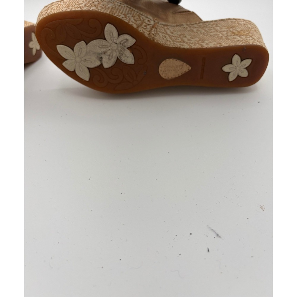 Born Wedge Sandals Womens 8 Gold Leather Espadrille Platform Slides D58010 - Picture 11 of 11